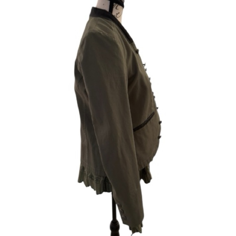Sundance Women's Blazer with Button Accents - Picture 3 of 5